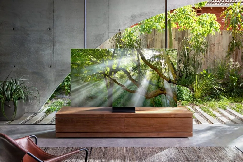 Samsung ne prezintă primul TV 8K fără margini 1 Samsung Primul TV 8K